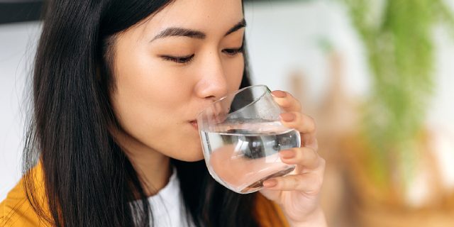 Alkaline Water: Should You Choose Filters Or Water Ionisers?
