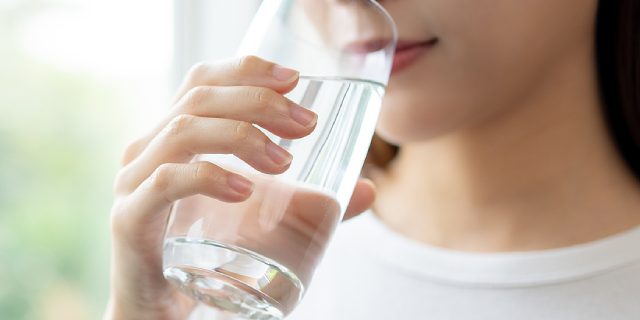 Why Your Morning Routine Is Incomplete Without Drinking Water