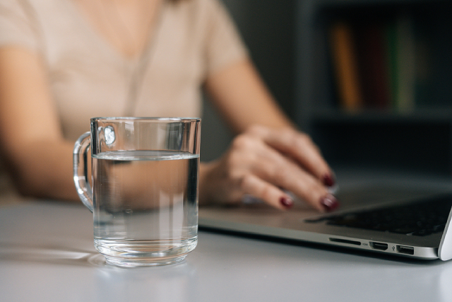 4 Signs That Prove You Need A Water Dispenser In Your Office