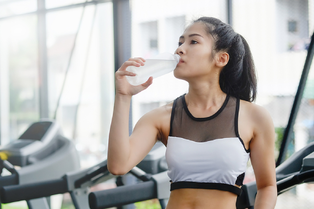 How to Pair Hydration Goals with Fitness Resolutions