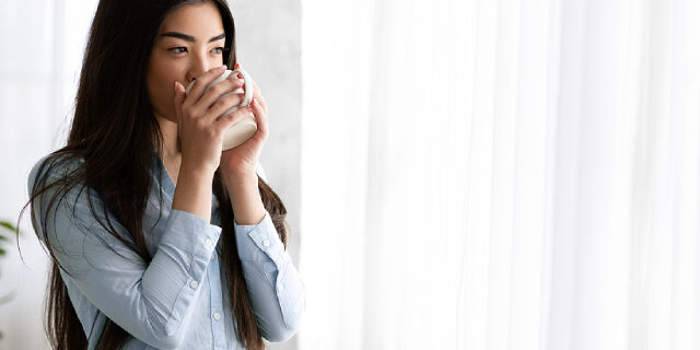 Morning vs Evening Hydration: When Should You Drink More?