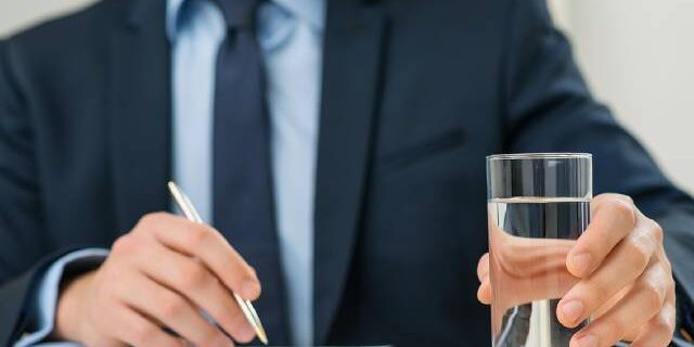 Preventing Afternoon Slumps: Cold Water Hacks at Your Desk