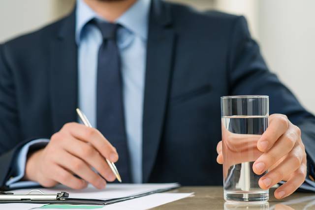 Preventing Afternoon Slumps: Cold Water Hacks at Your Desk Preventing Afternoon Slumps: Cold Water Hacks at Your Desk