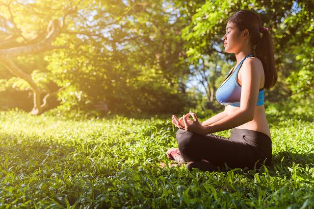 Filtered Water in Yoga and Meditation: Boosting Mind-Body Balance