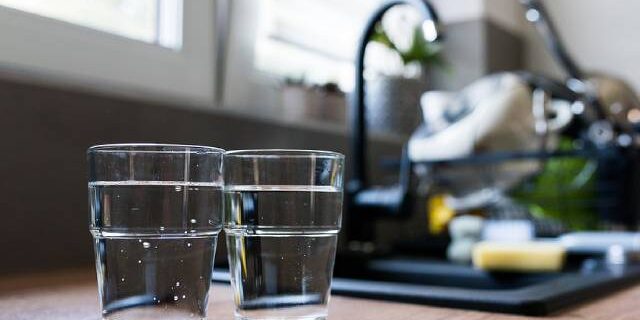 How Water Dispensers Encourage Eco-Friendly Kitchen Habits