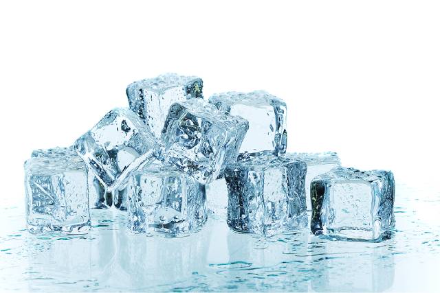 Ice from a Water Purifier vs a Fridge Ice Maker: Which Is Actually Cleaner? Ice from a Water Purifier vs a Fridge Ice Maker: Which Is Actually Cleaner?